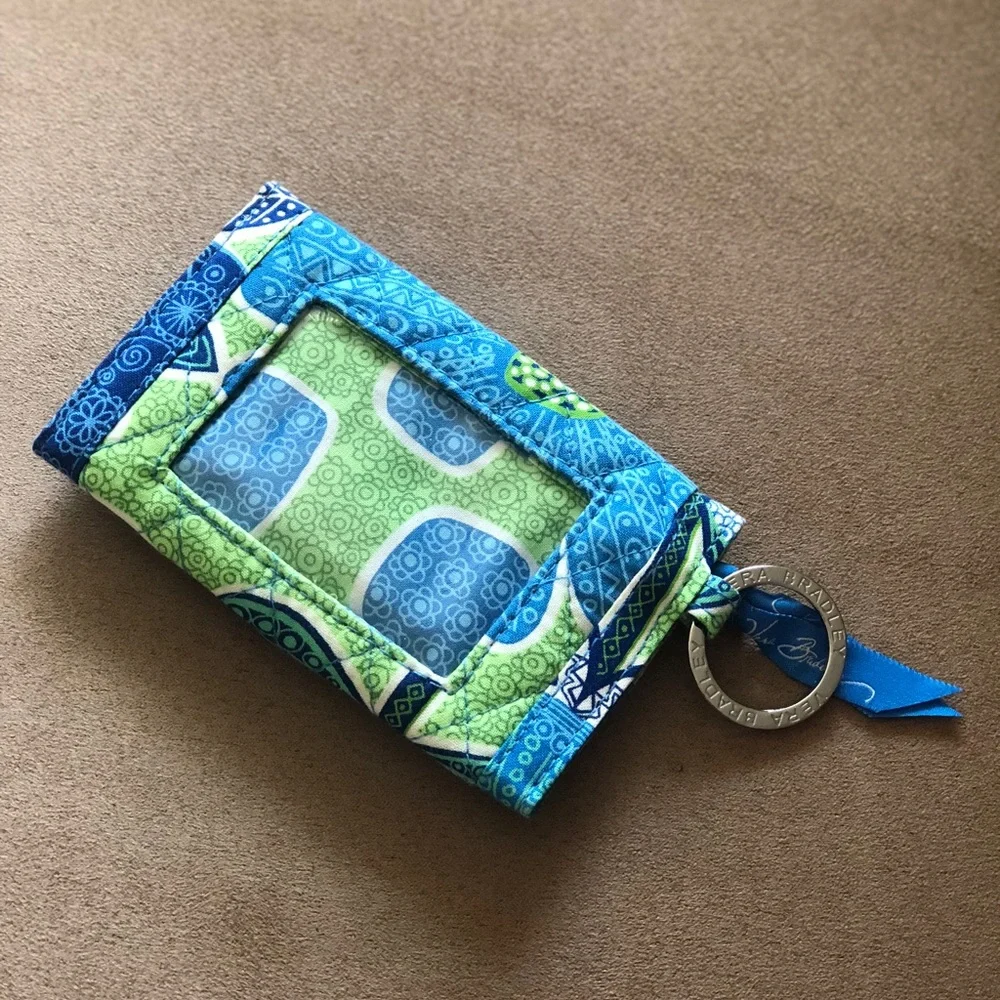 New Vera Bradley Wallet - Picture 2 of 4